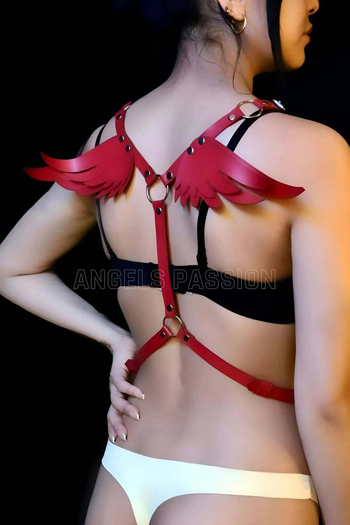 Angel Wing Body Harness with O-Ring Accents