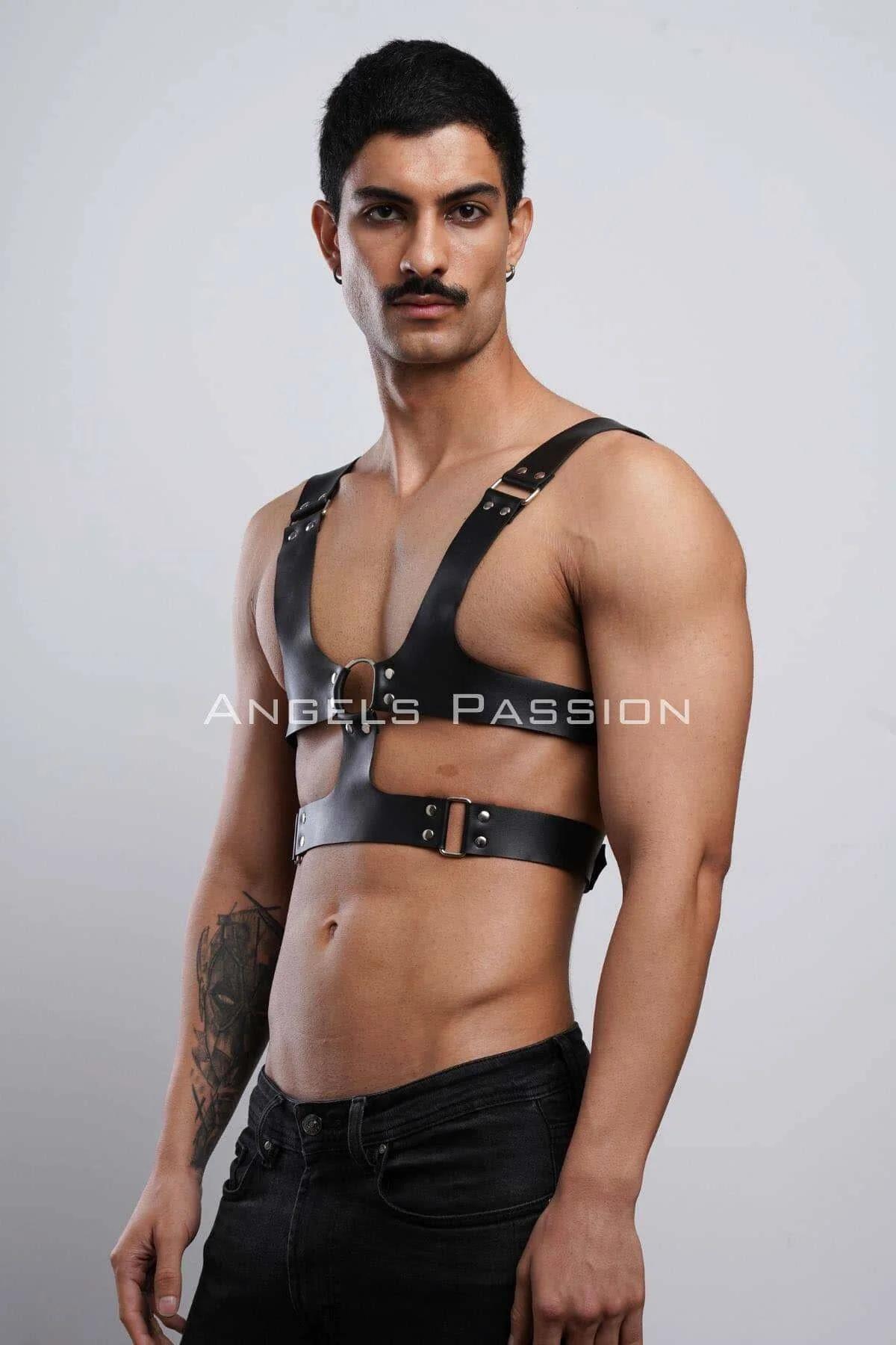 Strappy Chest Harness with O-Ring Detail