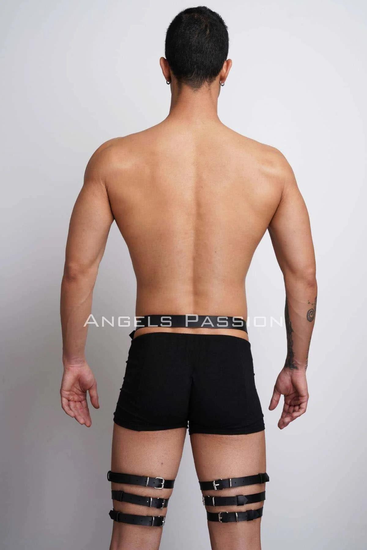 Adjustable Leg Harness with Triple Strap Detail