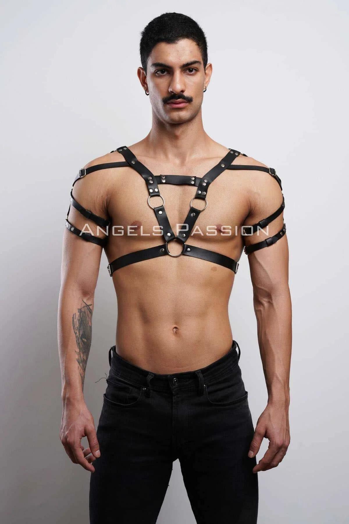 Adjustable V-Strap Body Harness with O-Rings