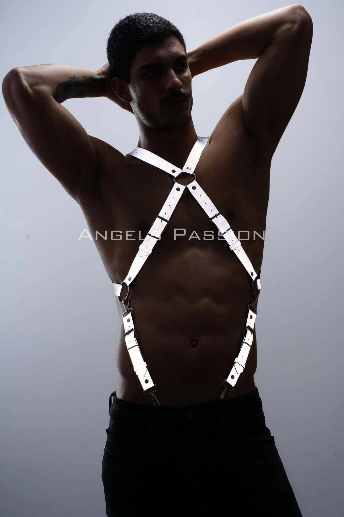 Reflective Harness with O-Ring Chest Detail