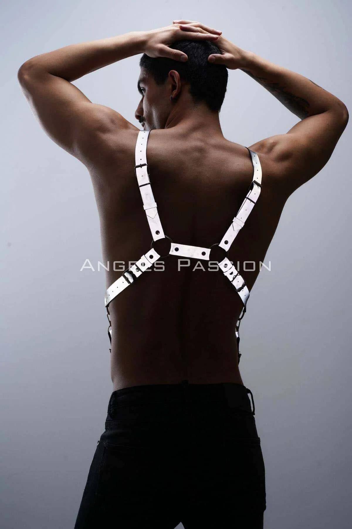 Reflective Harness with O-Ring Chest Detail
