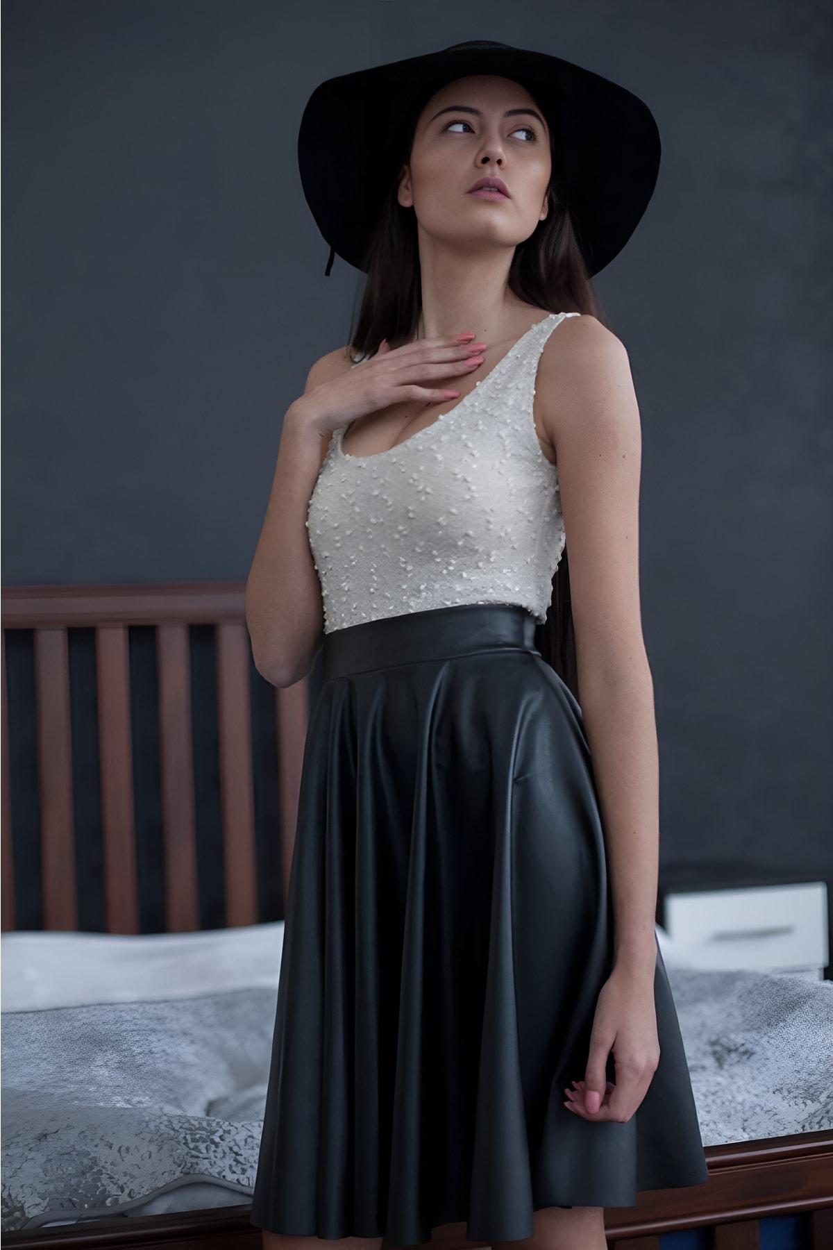 WAYS Kadın Siyah Suni Deri Kloş Etek Faux Leather Şık & Kombin Dostu