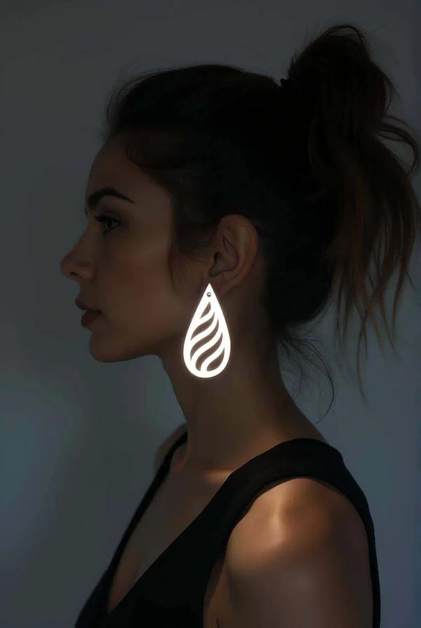 Reflective Teardrop Earrings with Laser Cut Wave Design