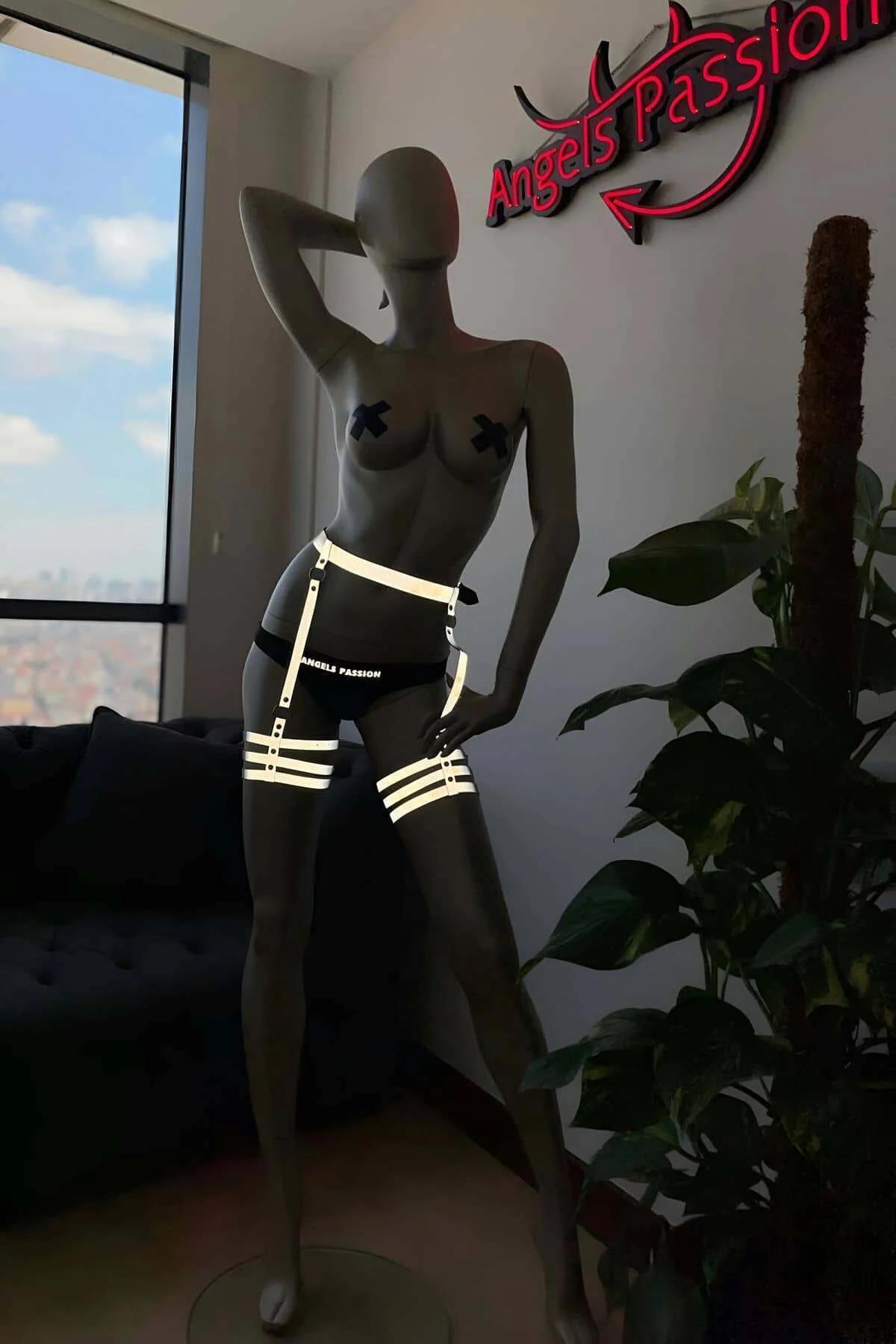 Reflective Leg Harness Garter with Adjustable Thigh Straps