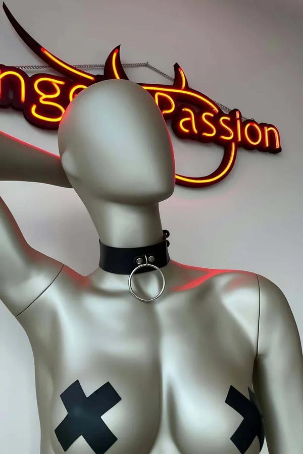 Faux Leather O-Ring Choker Necklace with Adjustable Buckle