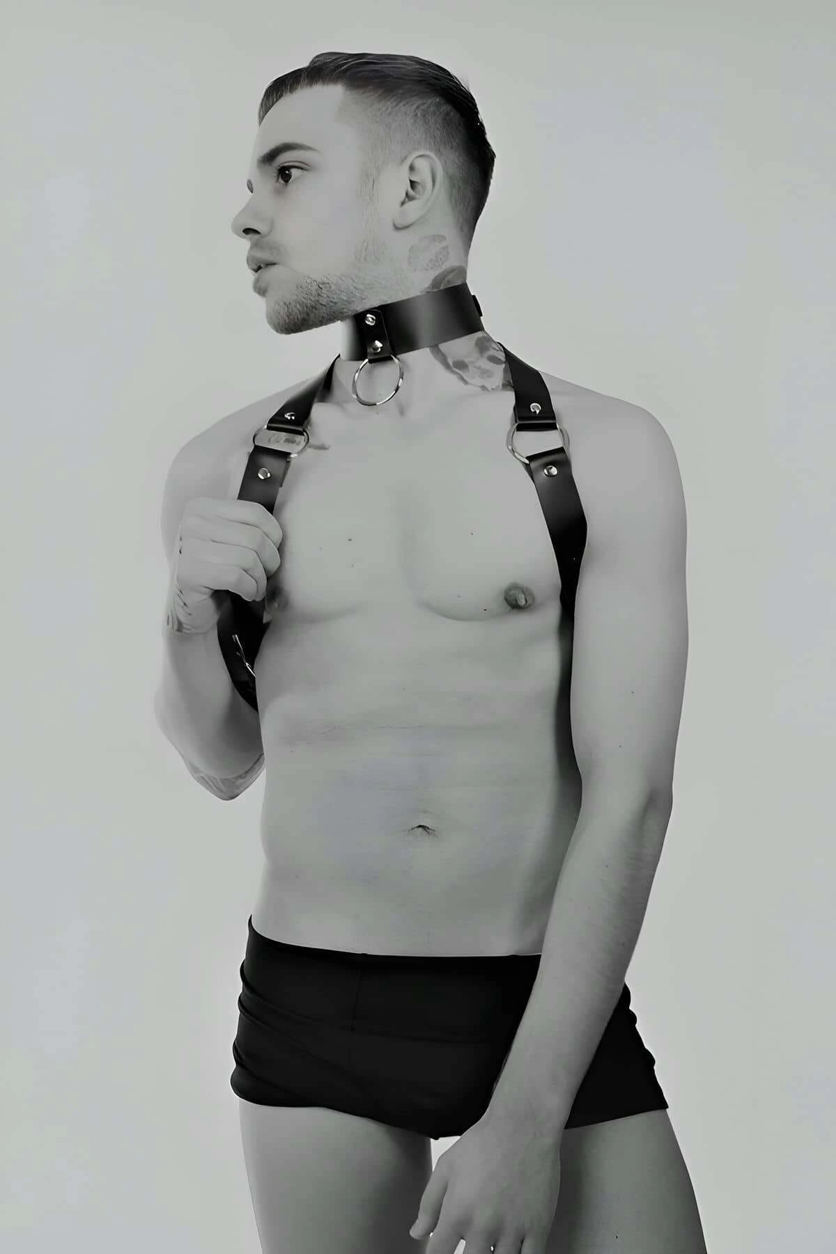 Tasmalı Seksi Deri Erkek Harness - APFTM35