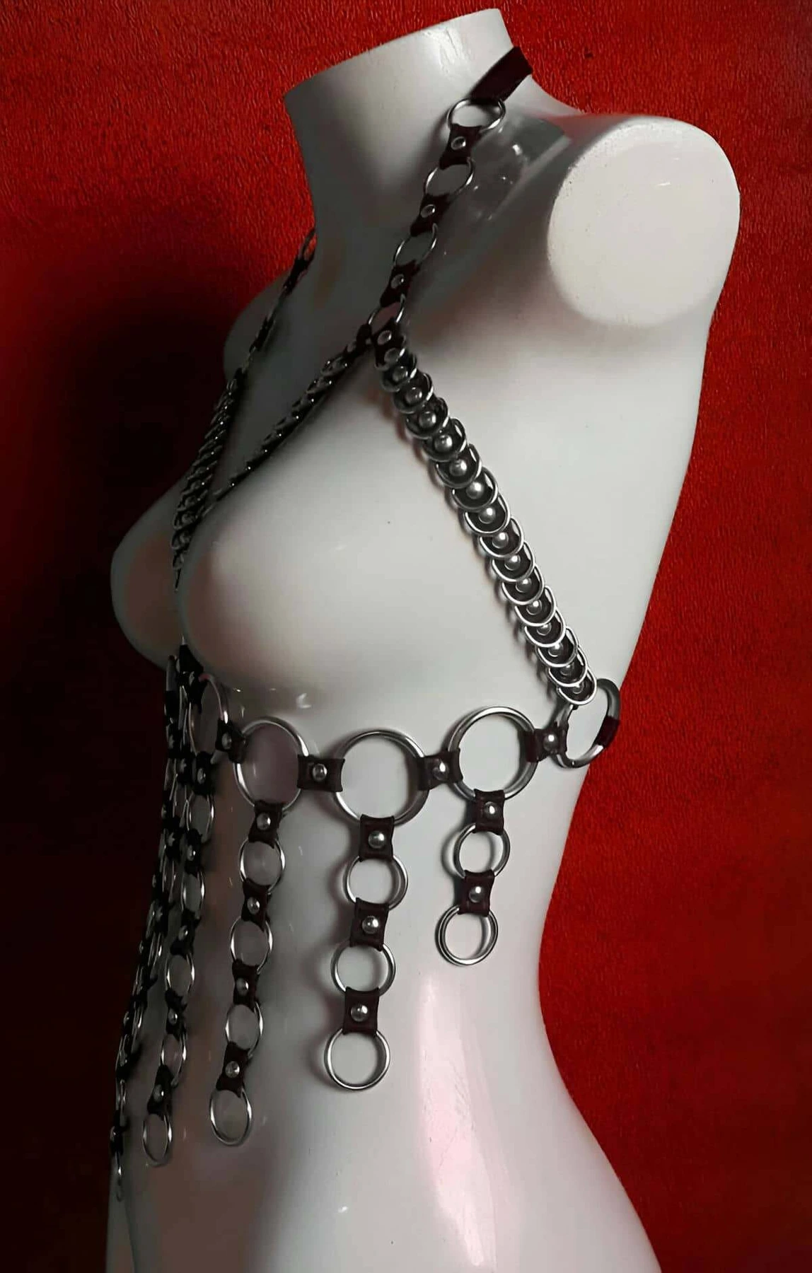 Lastik Seksi Büstiyer - Göğüs Açık Bırakan Büstiyer Lastik Harness - APFT567