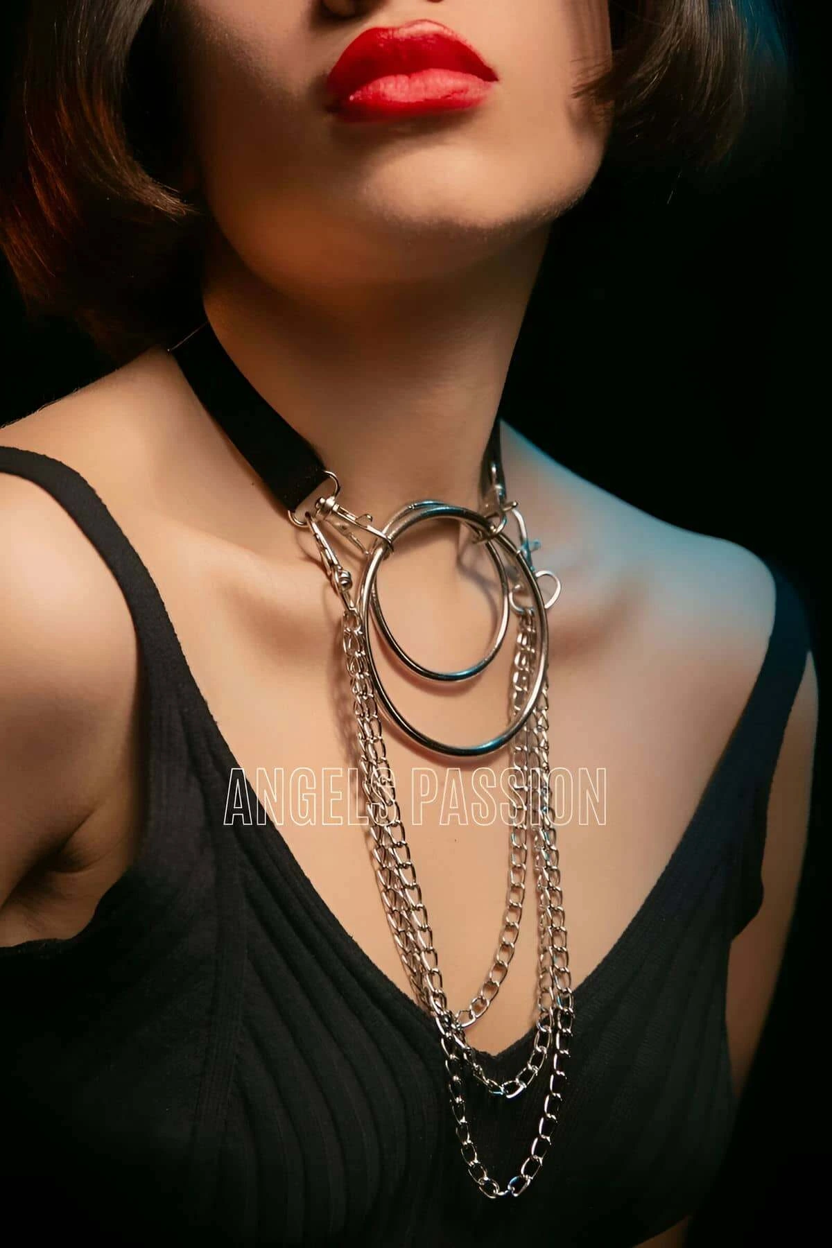 Harness Necklace, Stylish Rubber Choker Harness, Ring Detailed Collar - APFT592