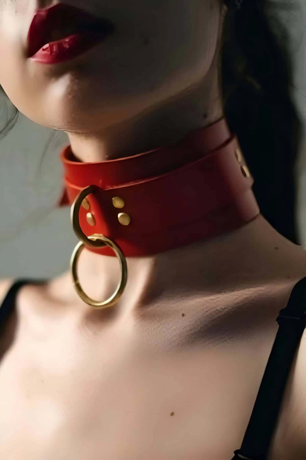 Wide Stripe Stylish Leather Choker Collar with Ring Detail - APFT663
