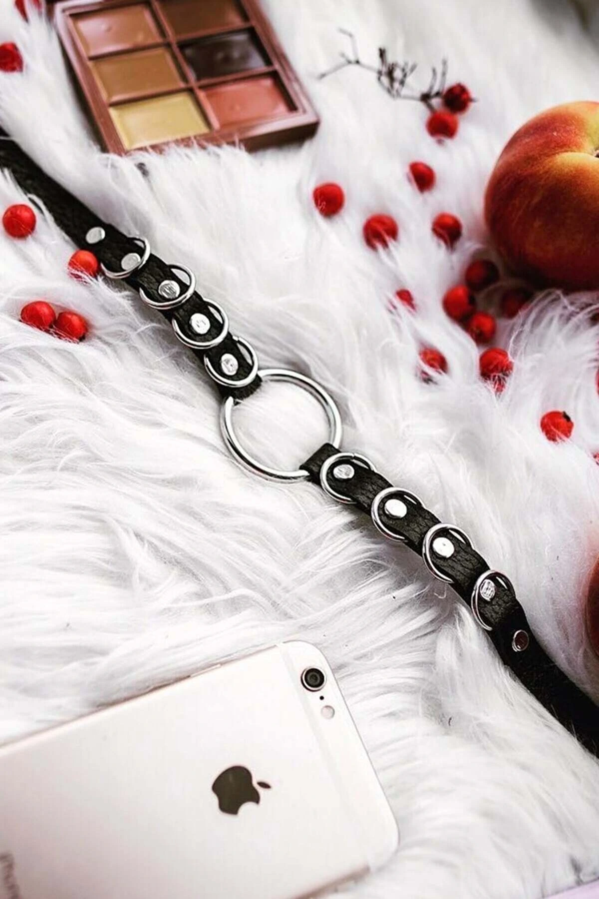 Adjustable Stylish Leather Choker Neck Accessory with Ring Detail - APFT666