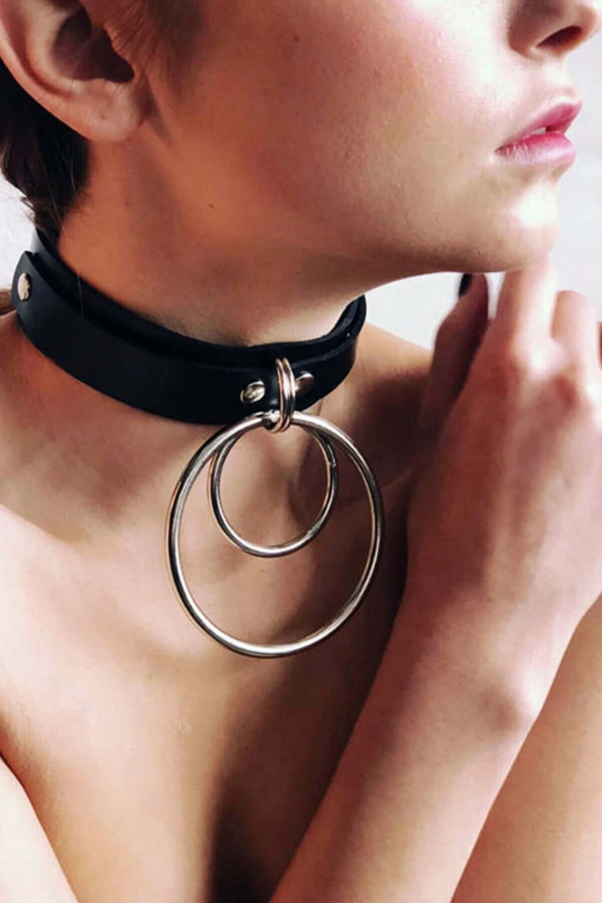 Adjustable Stylish Leather Choker with Big and Small Ring Detail - APFT678