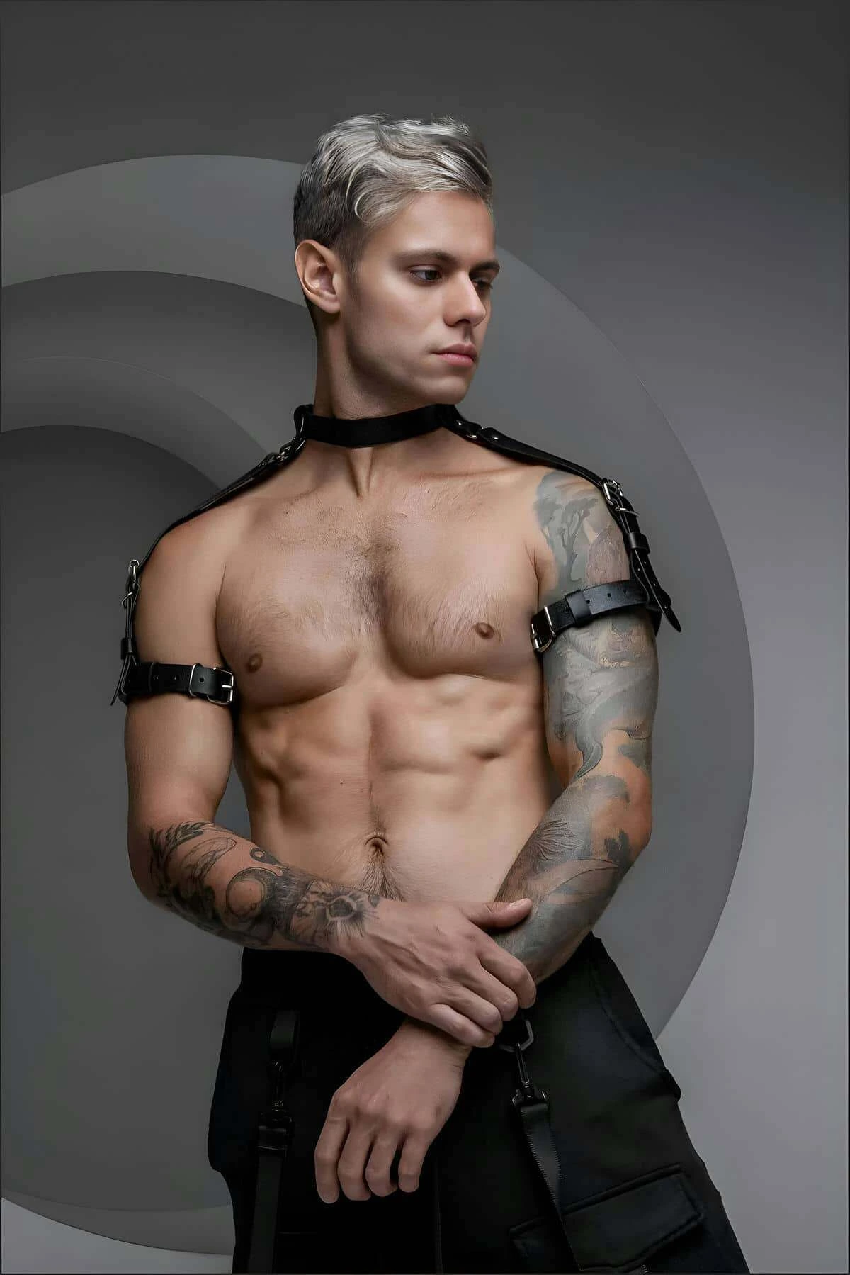 Stylish Men's Harness with Neck - Biceps and Shoulder Detail - APFTM171