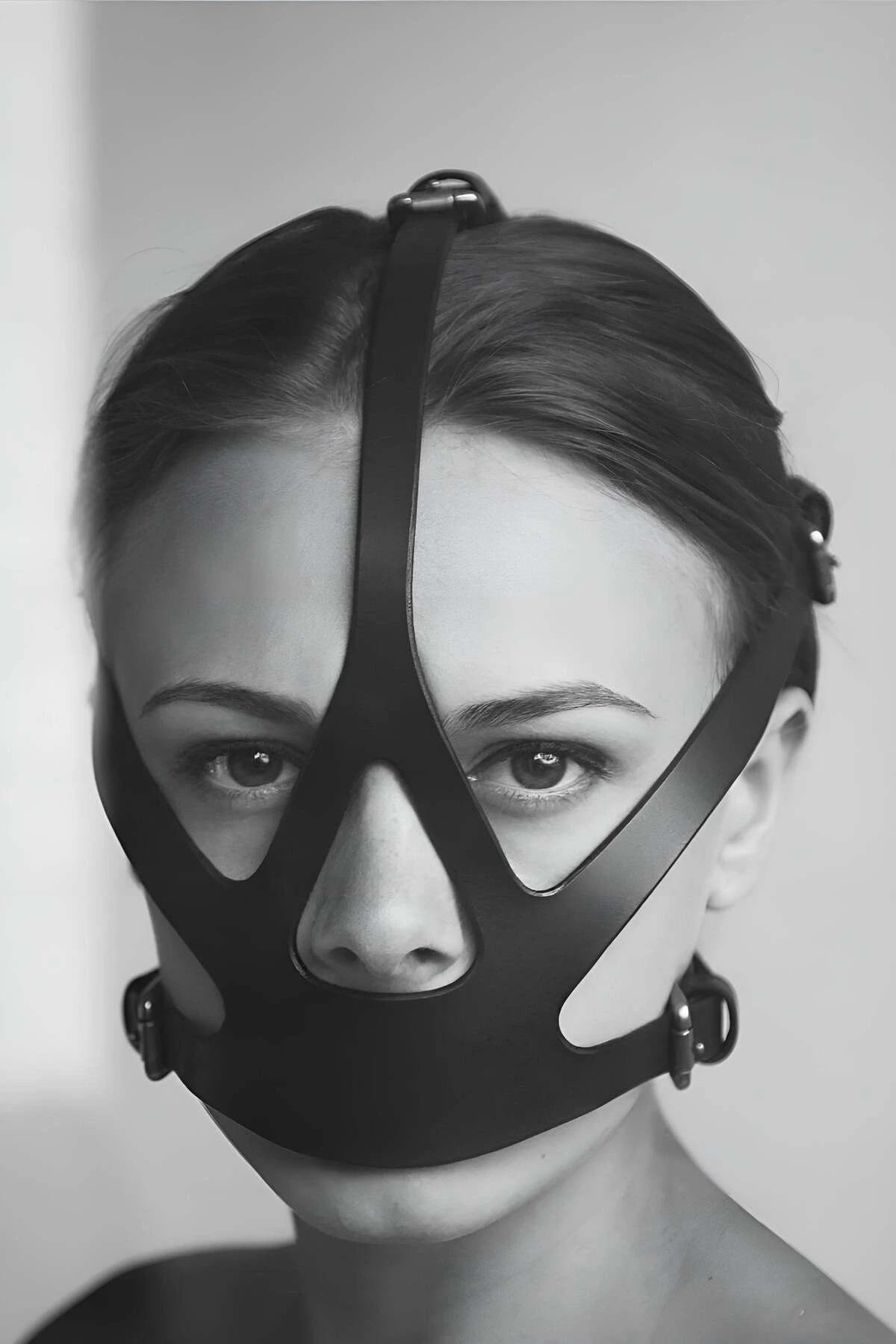 Sexy Leather Women's Mouth Mask, Fancy Closed Mouth Face Mask - APFT1154