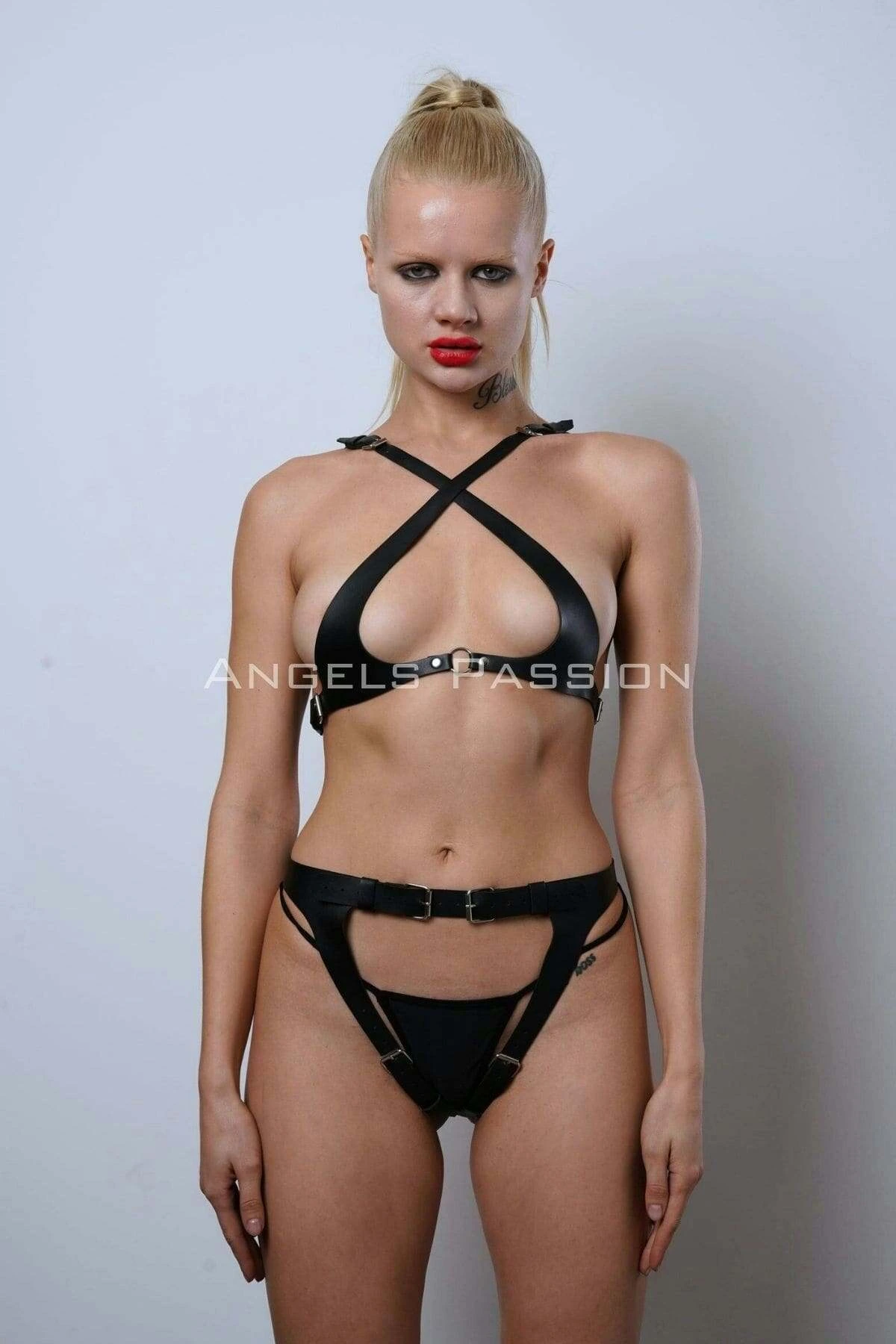 Ağı Açık Deri Külot Fantezi Giyim, Şık Deri İç Giyim Takım - APFT1130