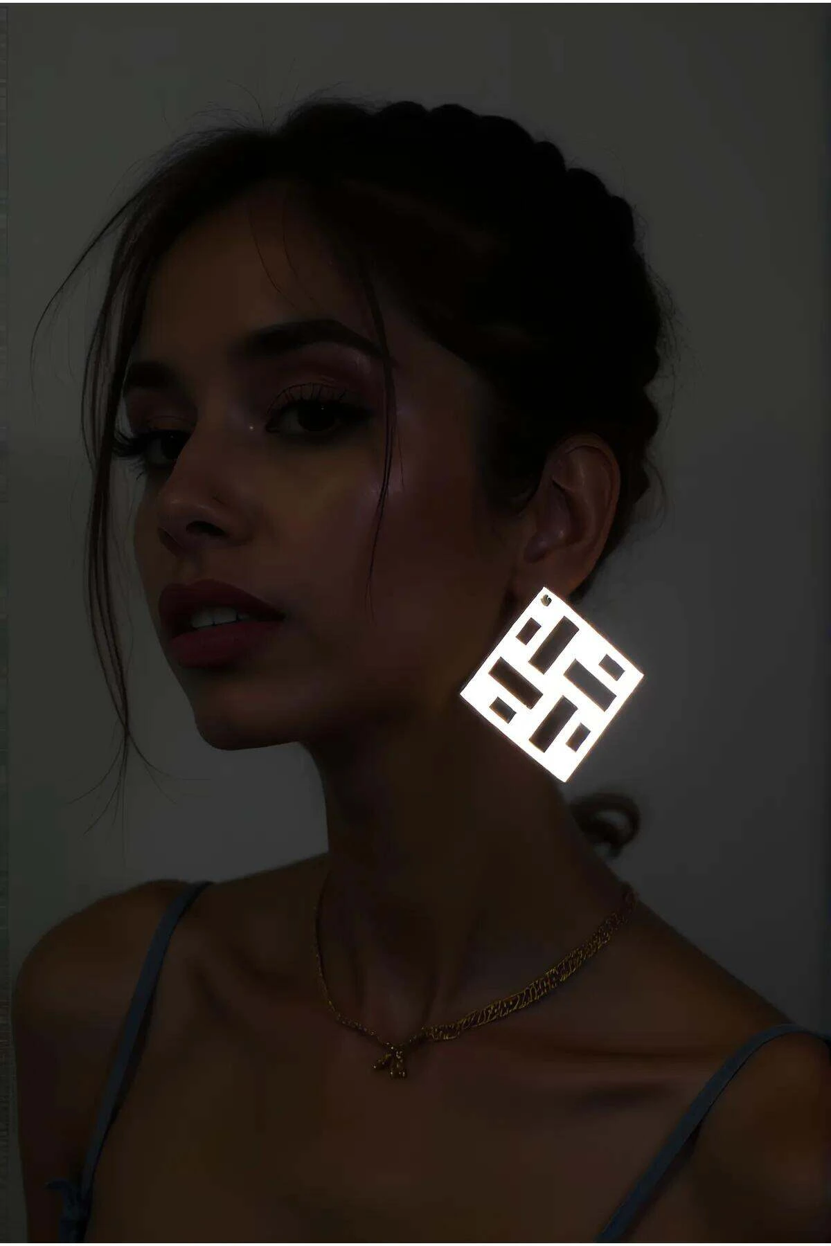 White Reflective Square Earrings, Stylish Laser Cut Earrings - APBJ012