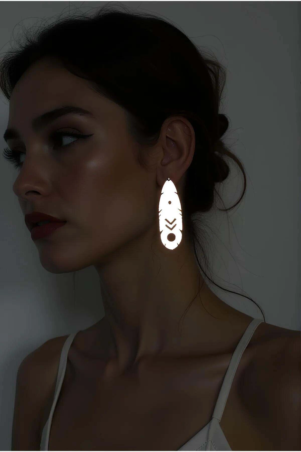 White Reflective Boho Earrings, Ethnic Design Laser Cut Earrings - APBJ028