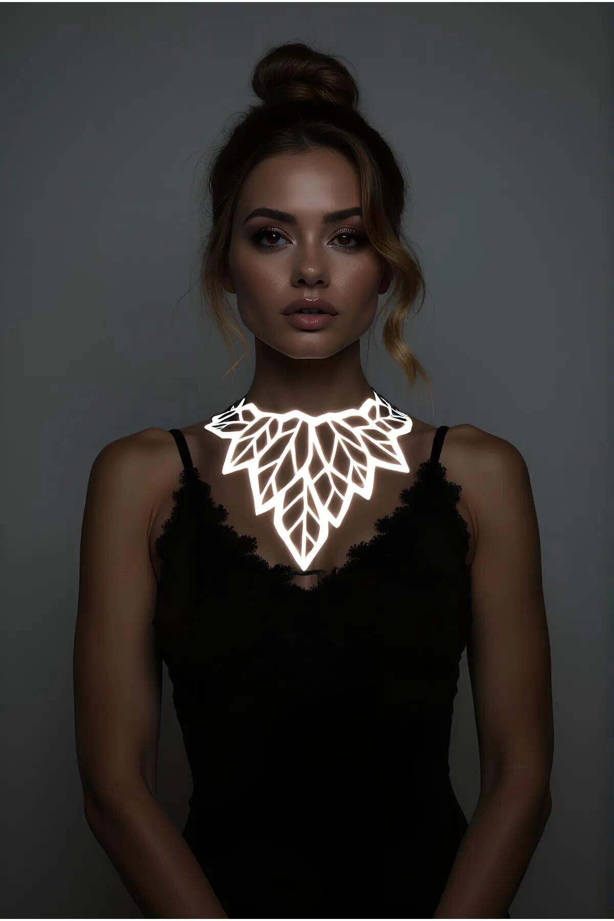 White Reflective Large Leaf Choker Necklace, Stylish Laser Cut Necklace - APFT1417