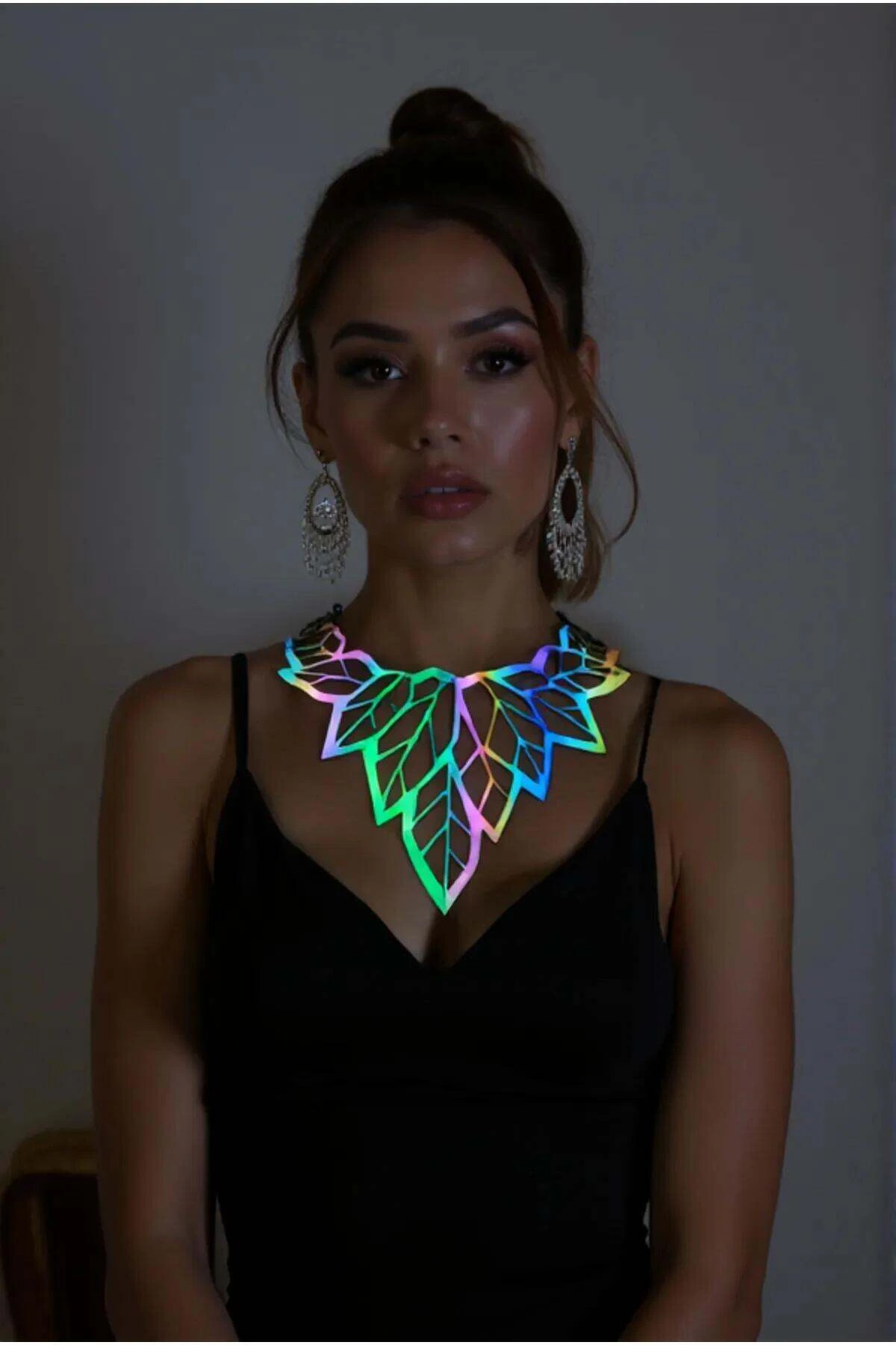Rainbow Reflective Large Leaf Choker Necklace, Stylish Laser Cut Necklace - APFT1417