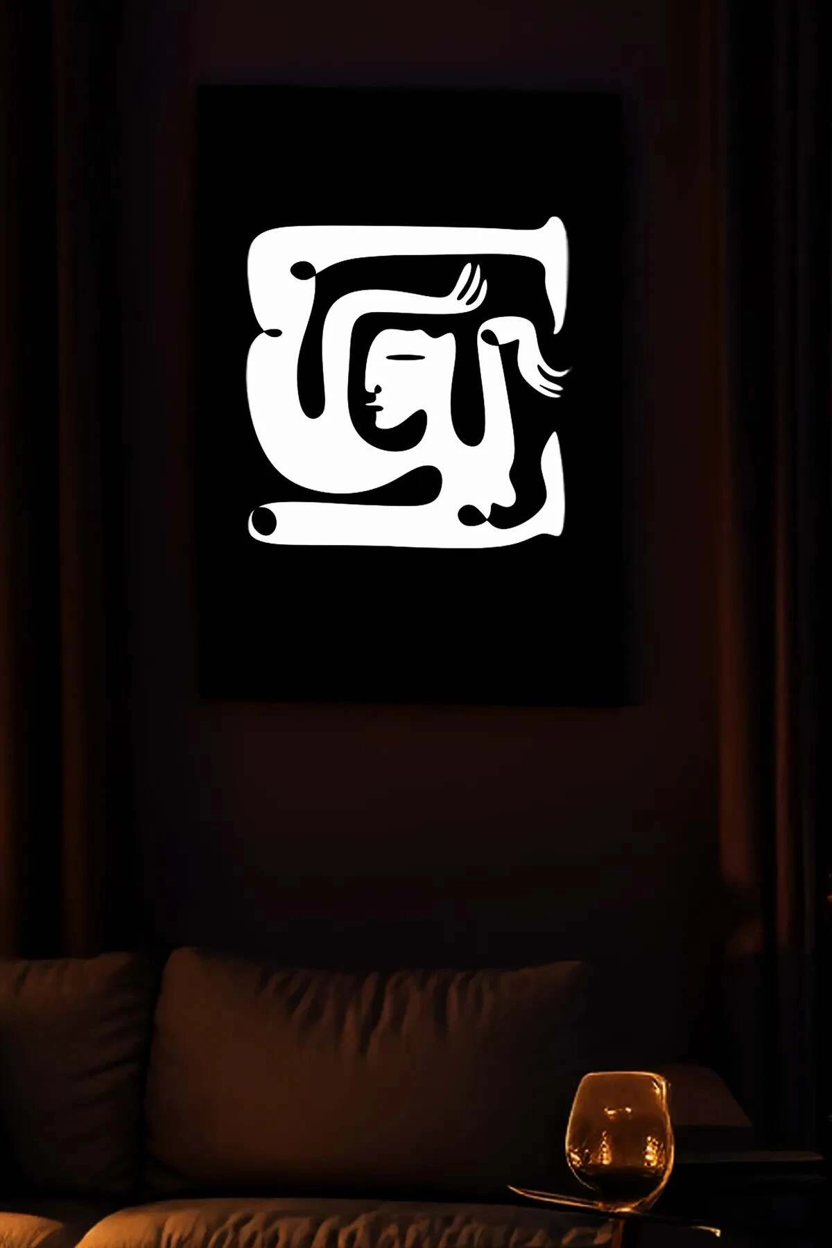 Reflective Leather Cubism Abstract Face Painting, Stylish Painting Reflected in the Dark