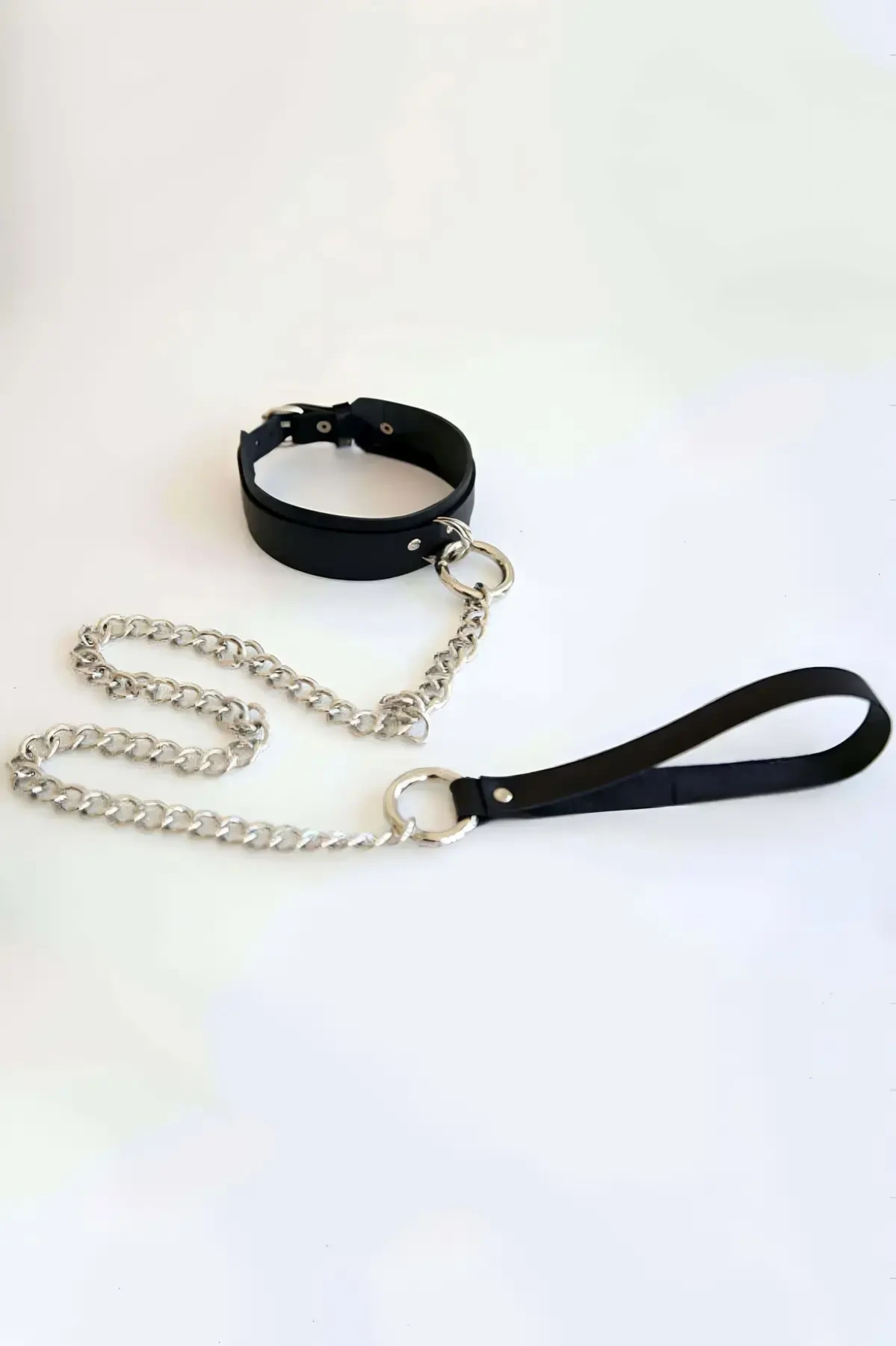 Black Choker with Leather Chain Link Ring Detail - APFT248