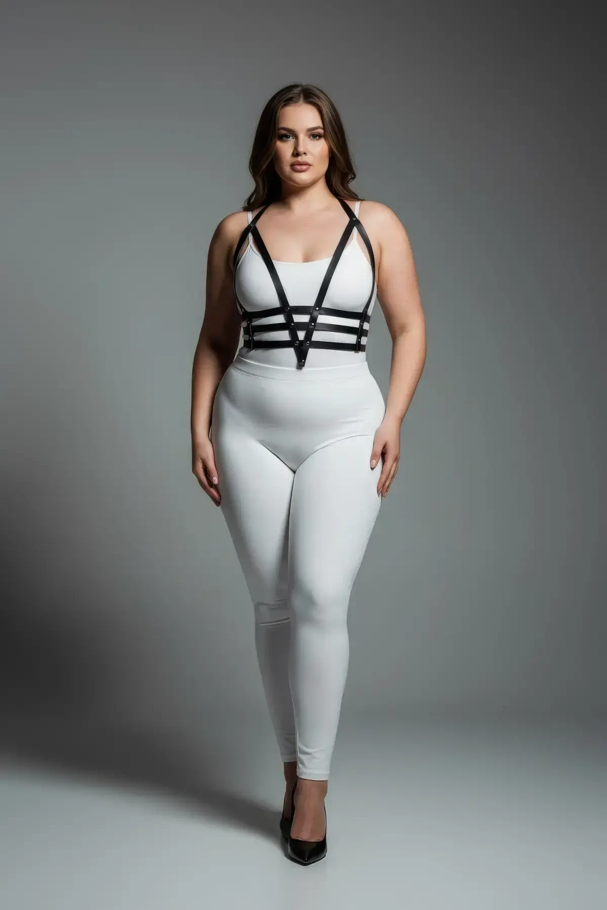 Large Size Black Women's Leather Harness Set Adjustable Aesthetic Design - APFT237