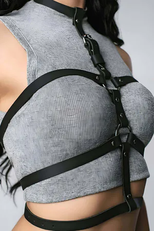 Boyundan Bağlı 3 Sıralı Şık Harness - APFT55