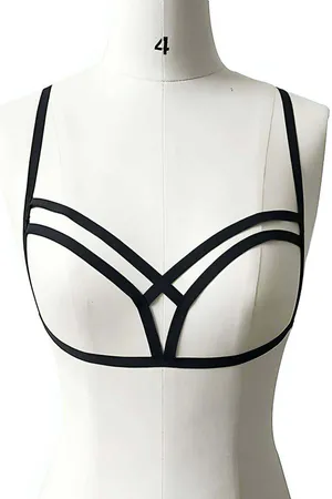 Black Strappy V-Wire Harness Bralette