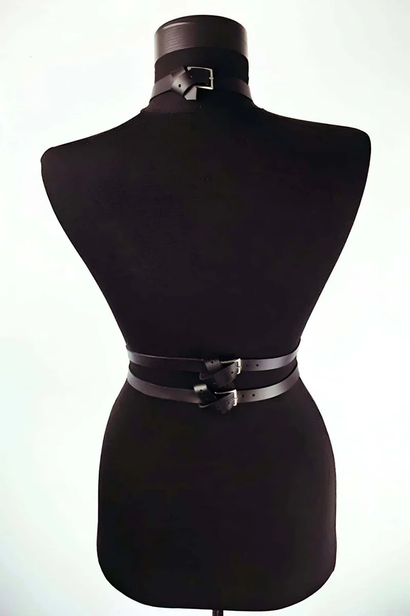 Black body harness dual buckle belt O-ring choker strap details
