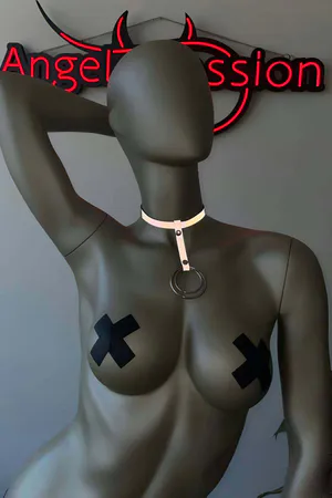 Reflective Choker Harness Silver O-Ring and Drop Strap