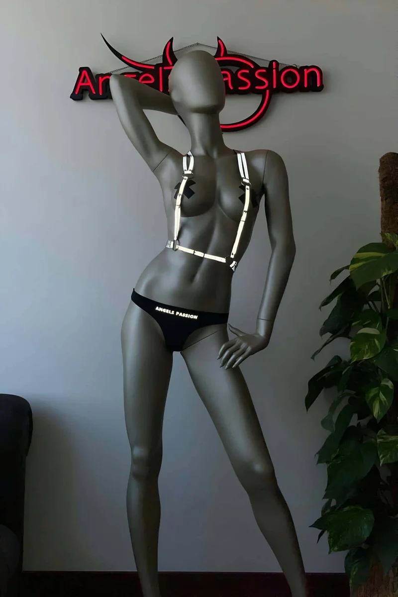 Kadın Reflektörlü Harness Üst Vücut Bölgesi Detayı