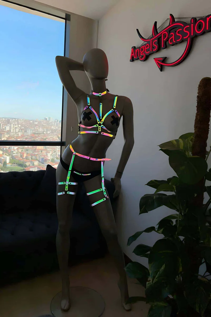 Vücut Harness Jartiyer Seti Yakın Çekim Metal Halkalar