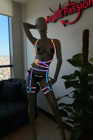 Club Işığıyla Parlayan Özel Reflektörlü Harness - APFT274