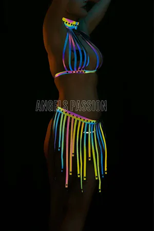 Püsküllü Renkli Reflektörlü Fantezi Elbise - Sexy Harness İç Giyim - APFT584