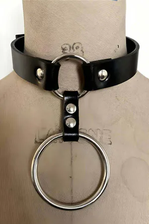 Black faux leather choker with double O-rings and metal buckle