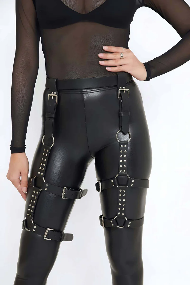 Ayarlanabilir deri bacak harness ön görünüm detayları