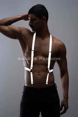 White reflective chest harness with silver O-ring and adjustable straps