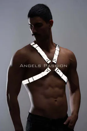 Reflective chest harness with O-ring detail and adjustable straps