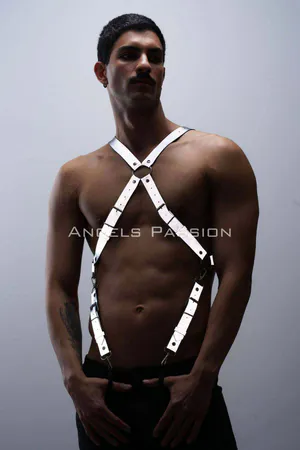 Reflective body harness with O-ring chest detail, silver straps, silver hardware