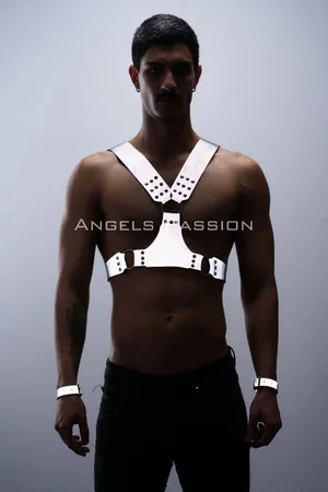 Reflective chest harness and wrist cuffs set silver adjustable straps