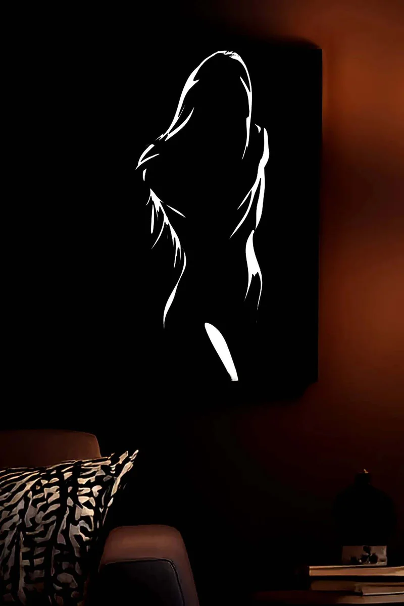 Reflektörlü Kadın Silüeti Siyah Deri Dekoratif Tablo, minimalist beyaz silüet