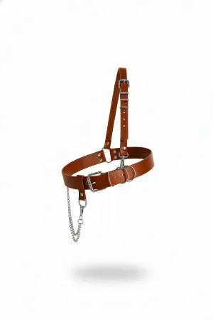 Taba rengi deri tam vücut harness aksesuarı, gümüş zincir detaylı